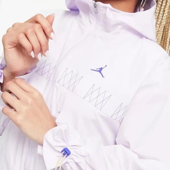 NWT Jordan Women's Sport Lightweight Jacket - Picture 9 of 13